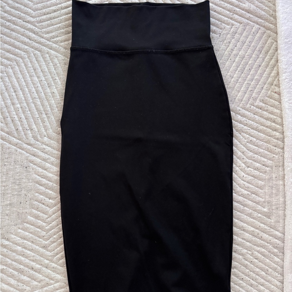 Elegant Black Women's Skirt